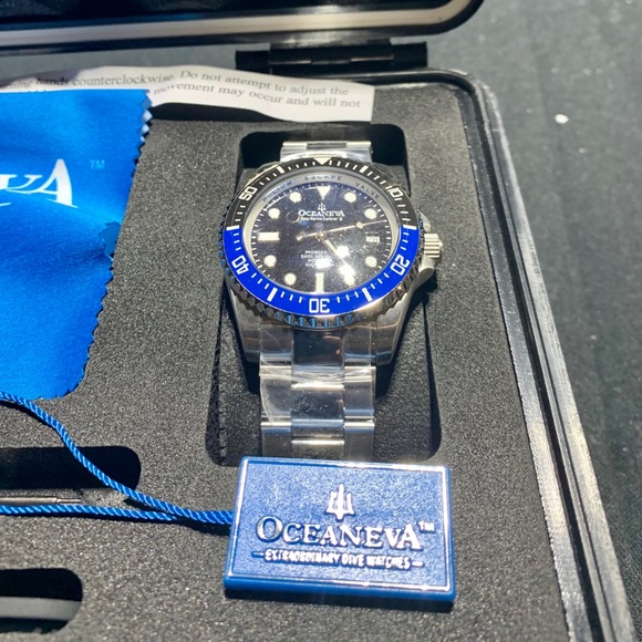 Oceaneva Deep Marine Explorer II Watch Automatic - Picture 13 of 16